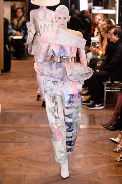 Look 22